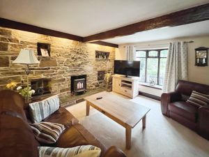 Lounge- click for photo gallery